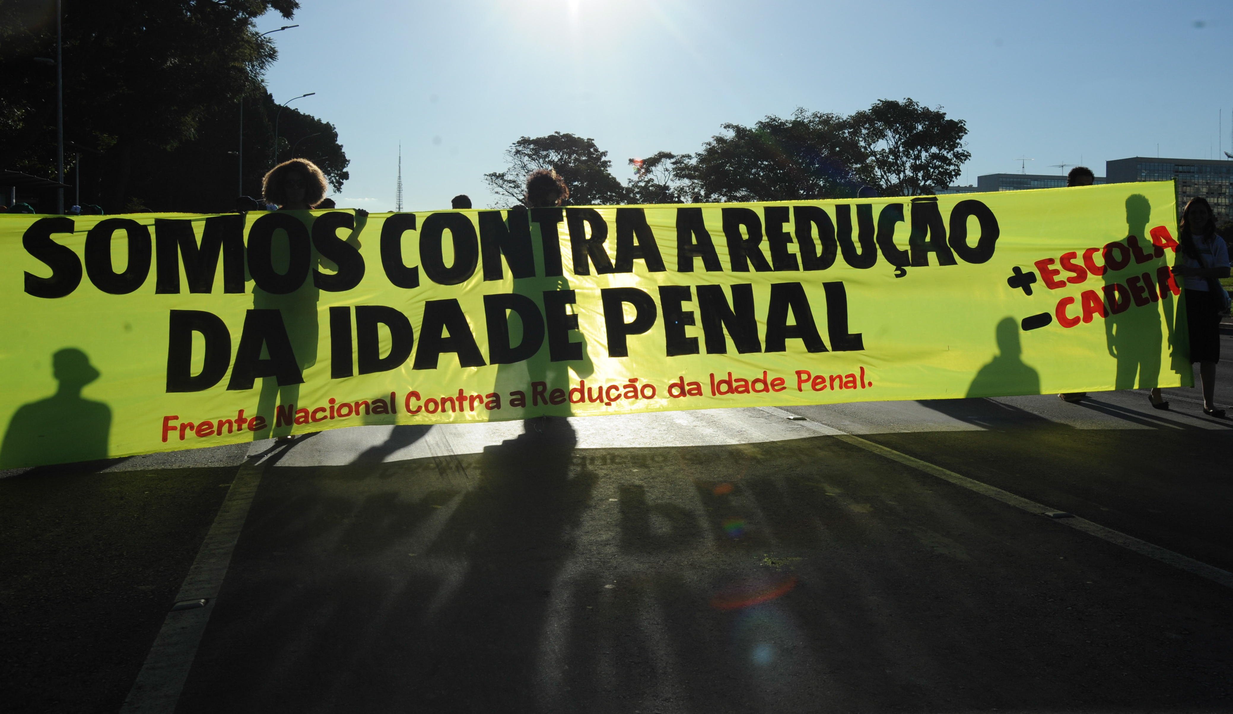 Pediatras se posicionam contra redução da maioridade penal