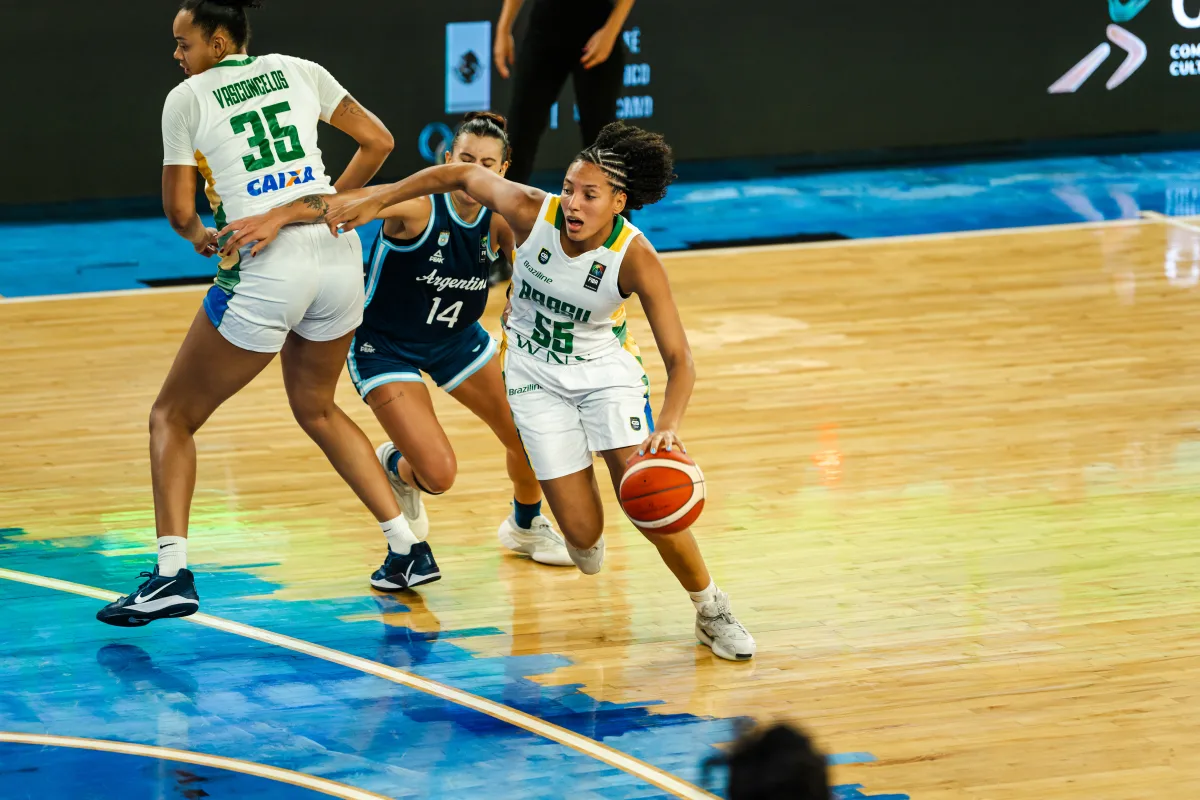 Brasil vence Argentina e avança à semifinal do qualificatório para o Pré-Olímpico