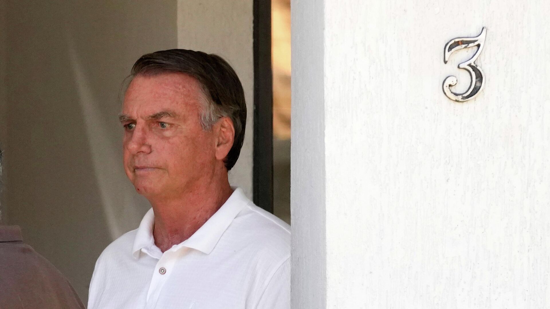 Ex-presidente Jair Bolsonaro é hospitalizado novamente após mal-estar