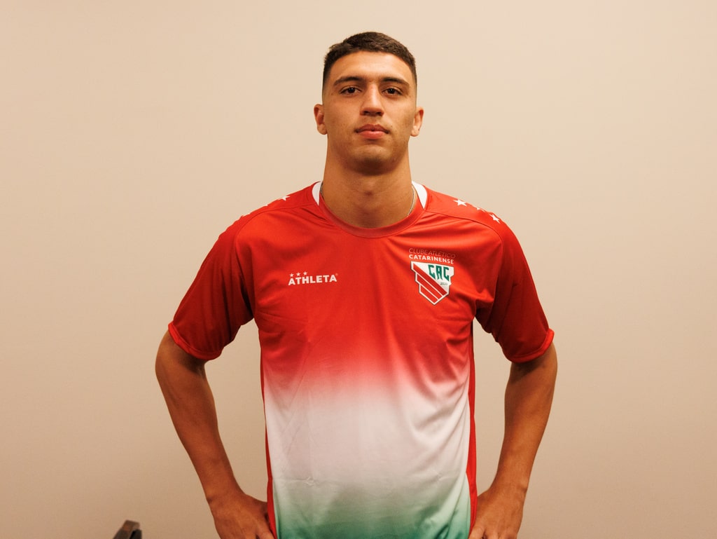 Atacante Adiel Oliveira é o novo reforço do CSA