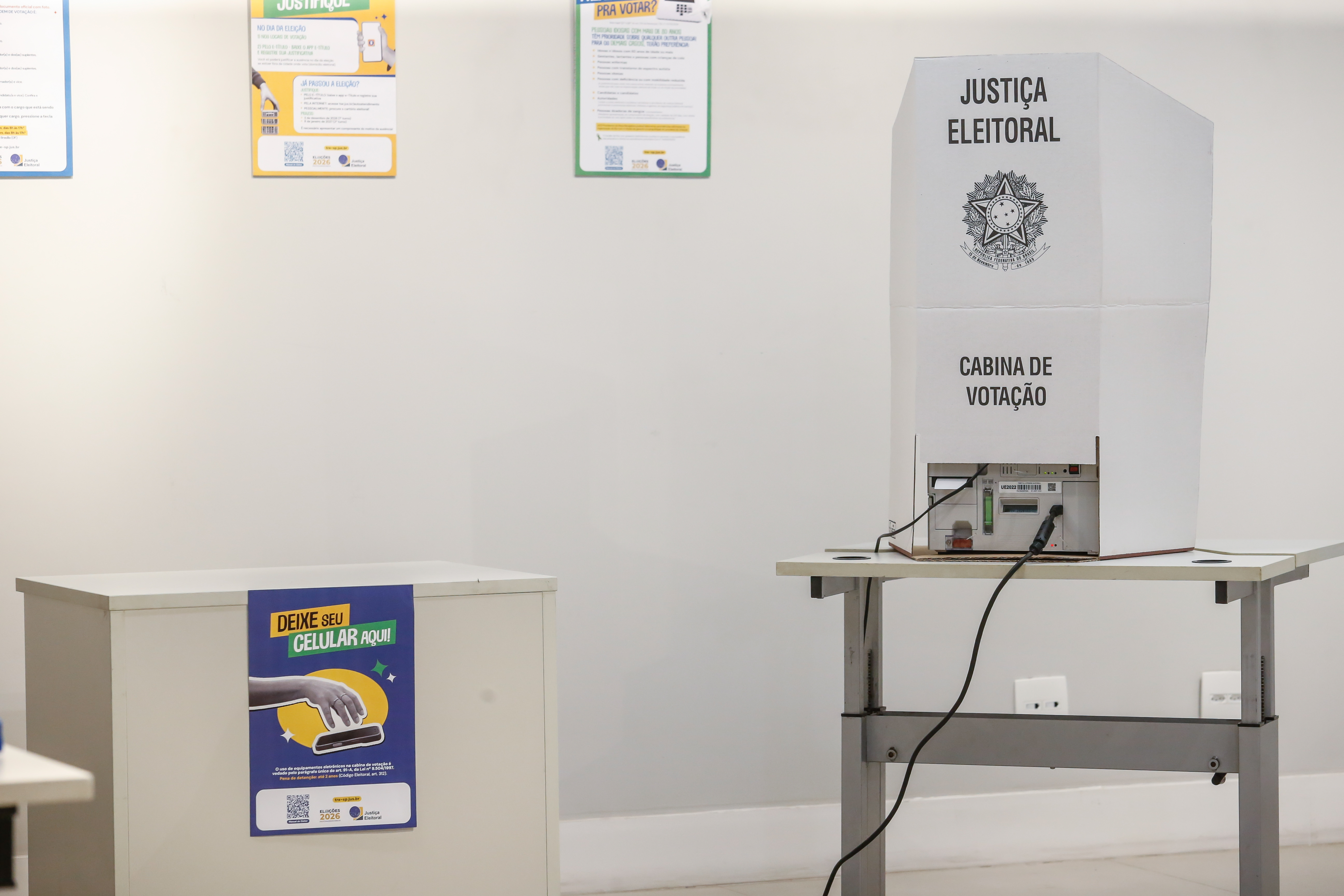 Eleitores de sete cidades definem novos prefeitos em segundo turno