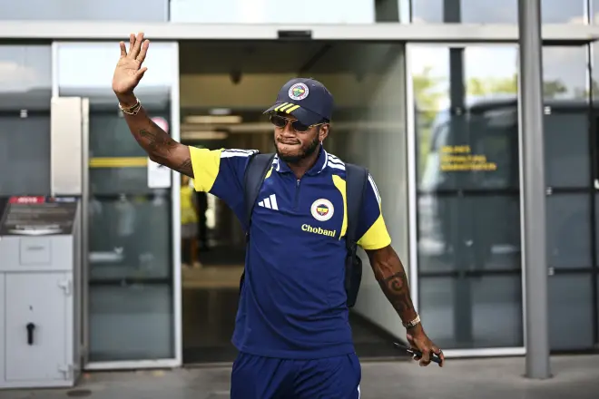 Atlético-MG fecha contratação de Fred, do Fenerbahçe