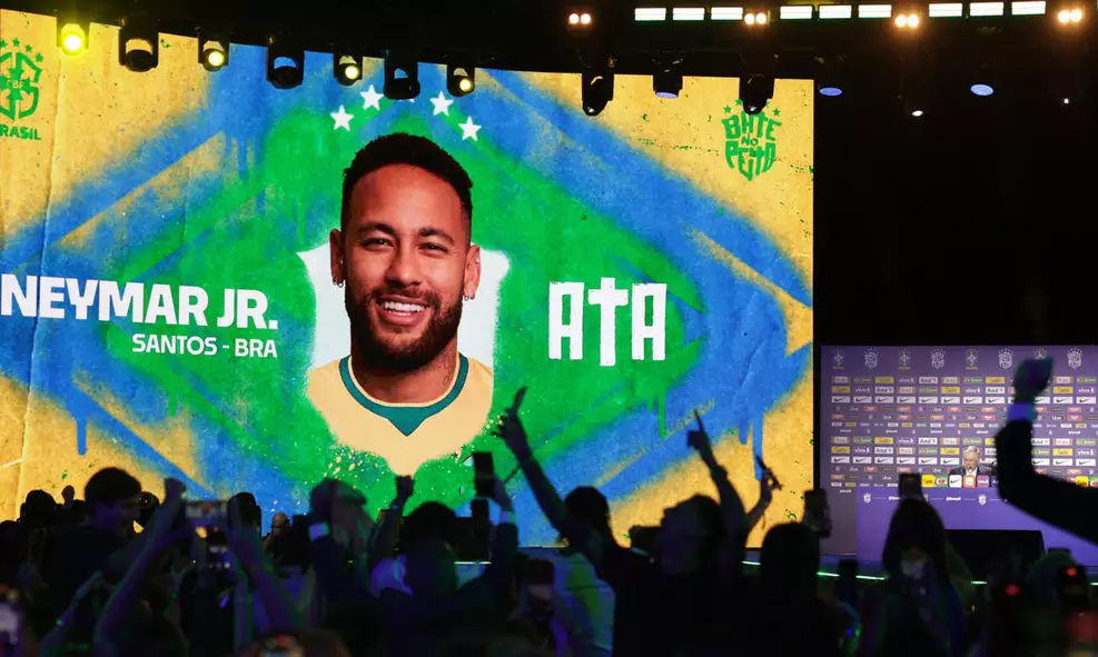 Álbum da Copa terá atualização de jogadores após convocação do Brasil