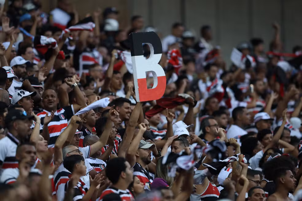 Santa Cruz cresce no ranking de público e supera cinco clubes da Série A