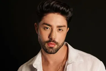 Rico Melquiades passa por nova cirurgia estética e sai das redes