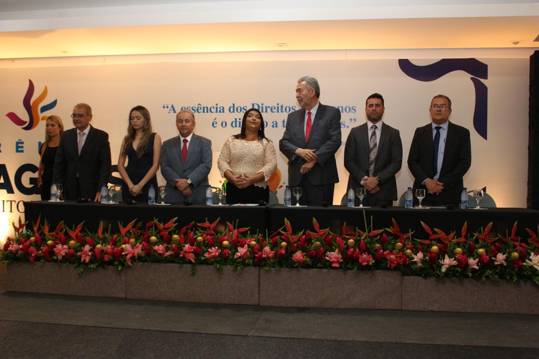 Alagoas homenageia com prêmio personalidades de destaques no enfrentamento à pandemia