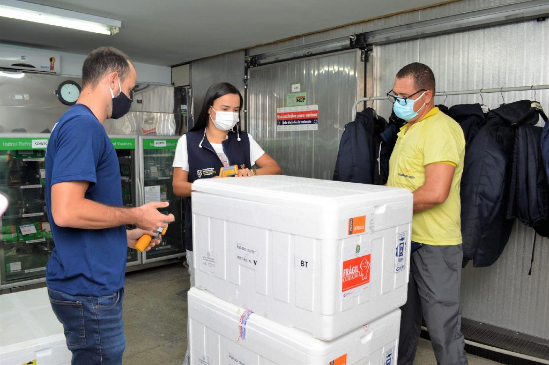 Alagoas recebe nesta segunda-feira mais de 67.430 doses de imunizantes conta a Covid-19
