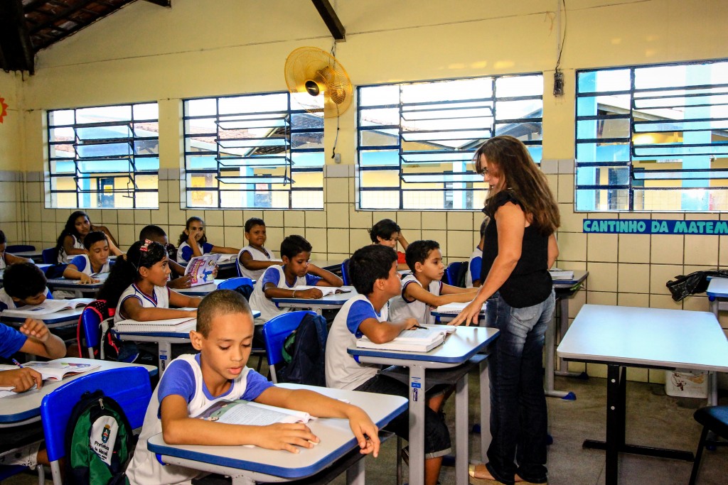 Aulas presenciais na rede pública de Maceió devem ser retomadas no dia 23 de agosto