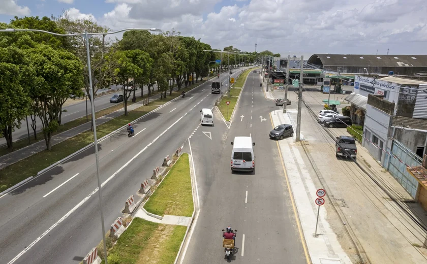 Novo trecho da ampliação da Avenida Durval de Góes Monteiro é liberado ao tráfego
