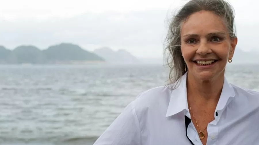 Angela Ro Ro morre aos 75 anos no Rio de Janeiro