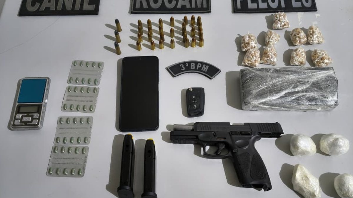 Homem é detido armado, com crack e cocaína em Arapiraca
