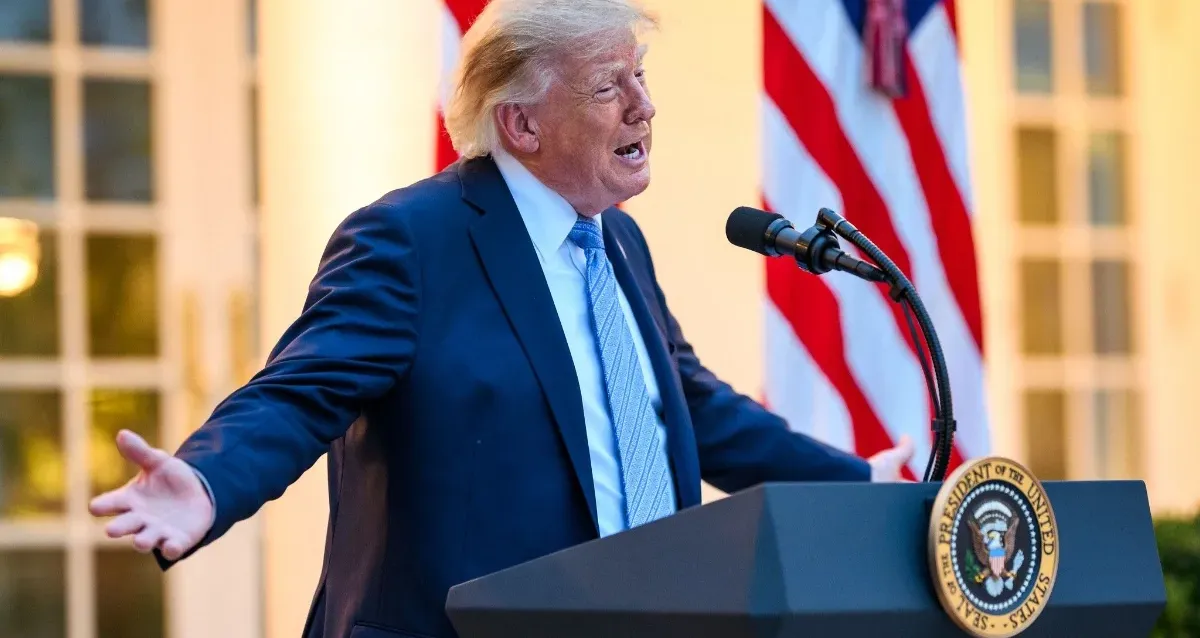 Aprovação de Trump cai para 31% às vésperas das eleições nos EUA