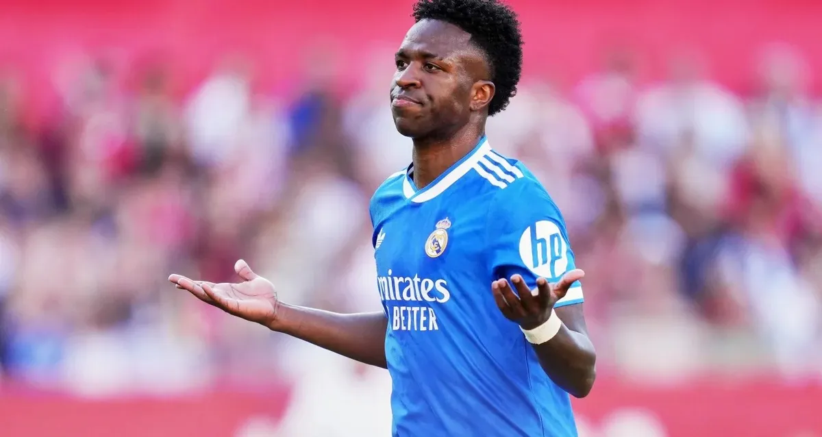 Vini Jr. deve permanecer no Real Madrid e Arsenal abandona negociação