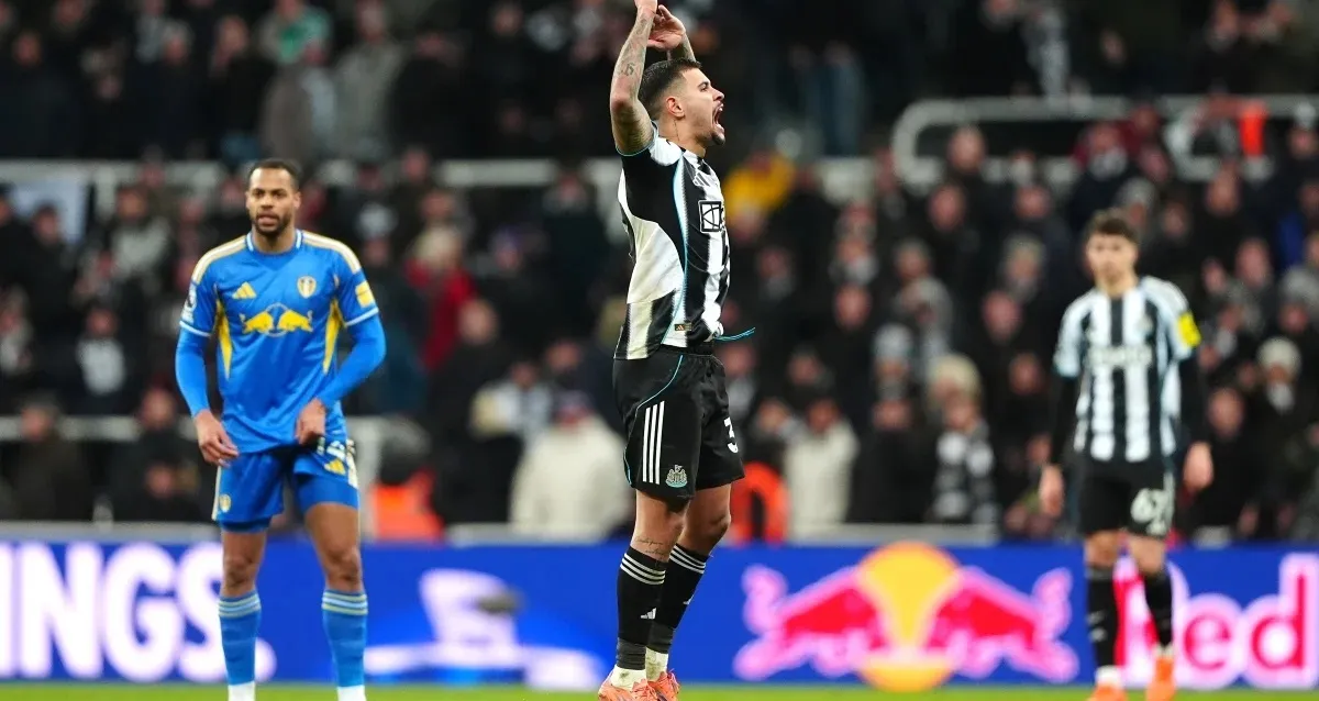 Arsenal negocia Bruno Guimarães por 90 milhões de euros com Newcastle