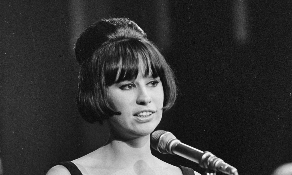 Morre Astrud Gilberto, a voz de 'Garota de Ipanema' em inglês, aos 83 anos