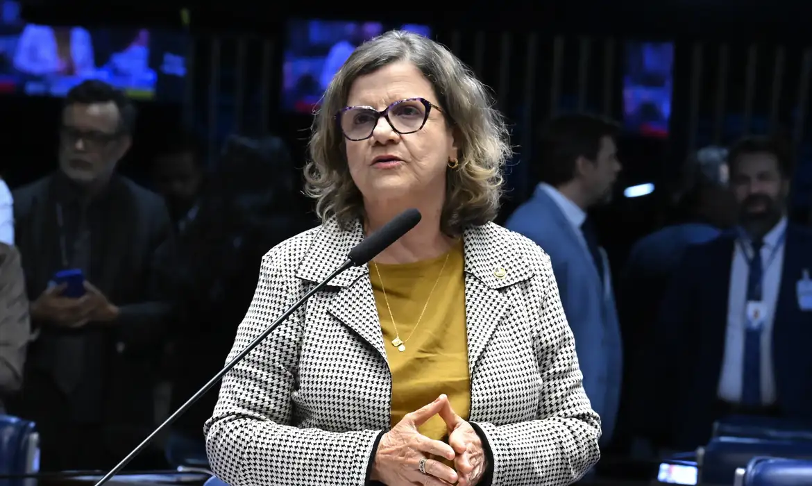 Lula anuncia Teresa Leitão como nova líder do governo no Senado