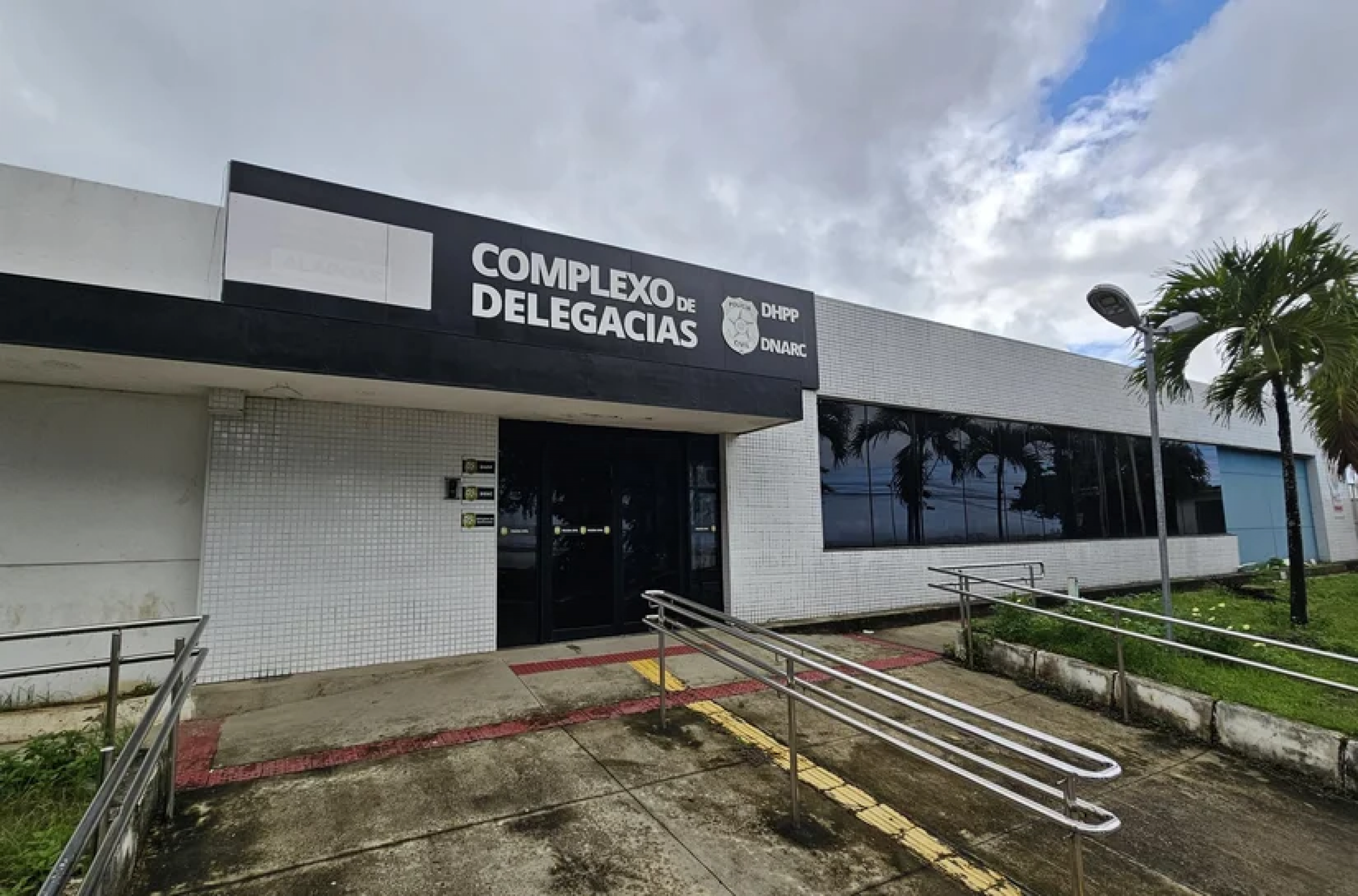 Suspeito de matar músico após briga em apartamento na Jatiúca é preso em flagrante