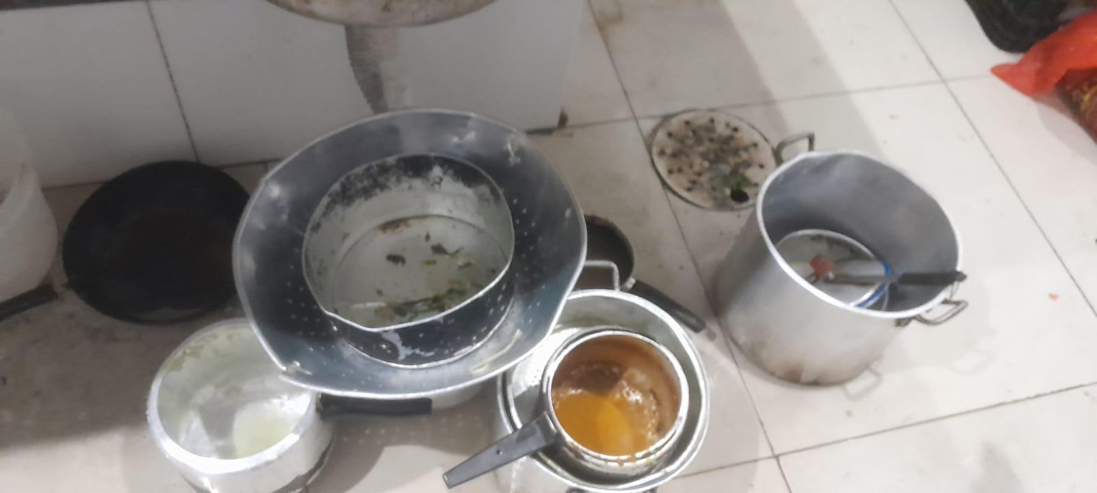 Restaurante é fechado após ser encontrado em condições insalubres em Maceió