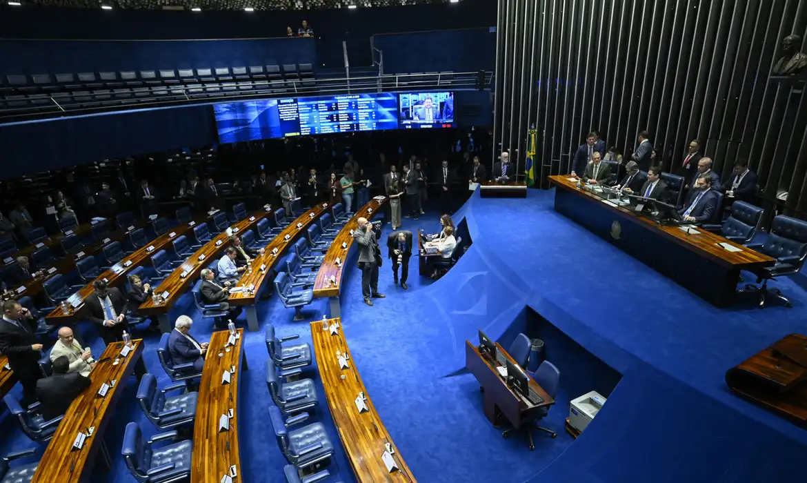 CCJ do Senado adia votação do PL do Impeachment para 2026