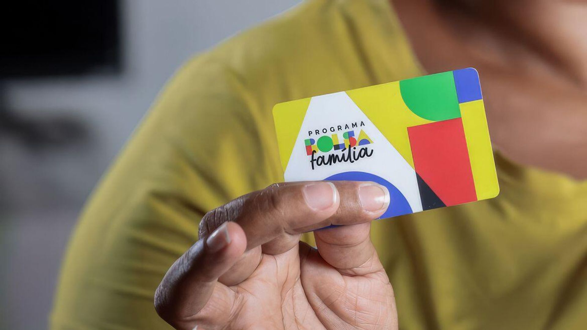 Medo da volta da família Bolsonaro cresce entre beneficiários do Bolsa Família