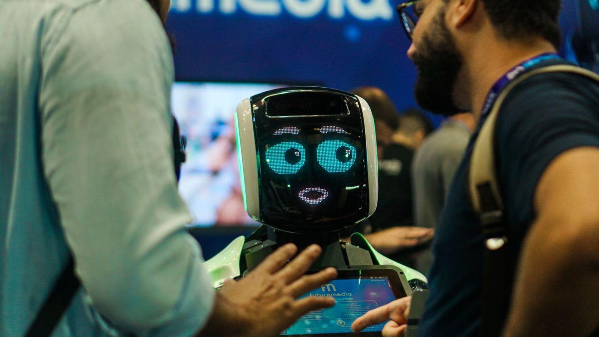 Como a tecnologia do cotidiano se tornou palco de disputa entre governos