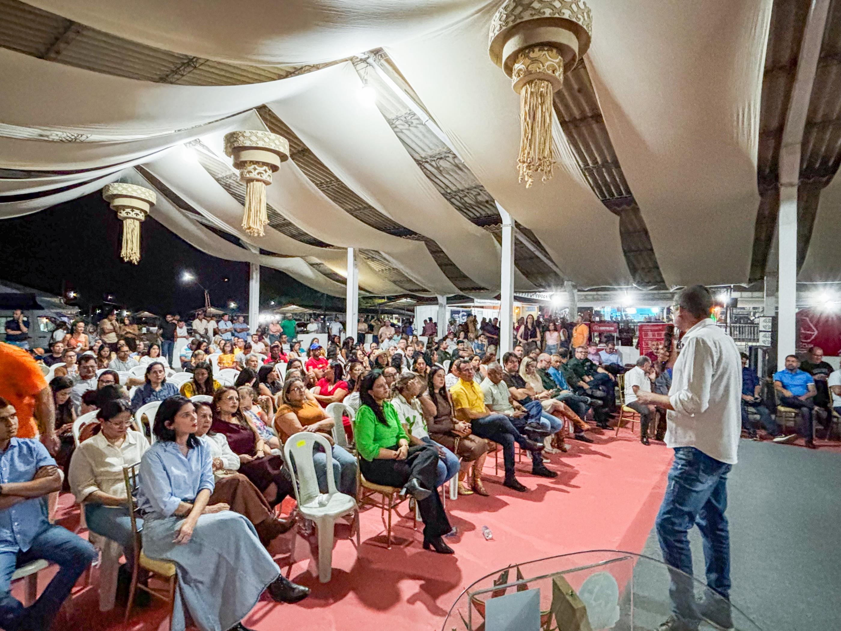 Batalha se transforma na capital do leite durante a 42ª Expo Bacia Leiteira