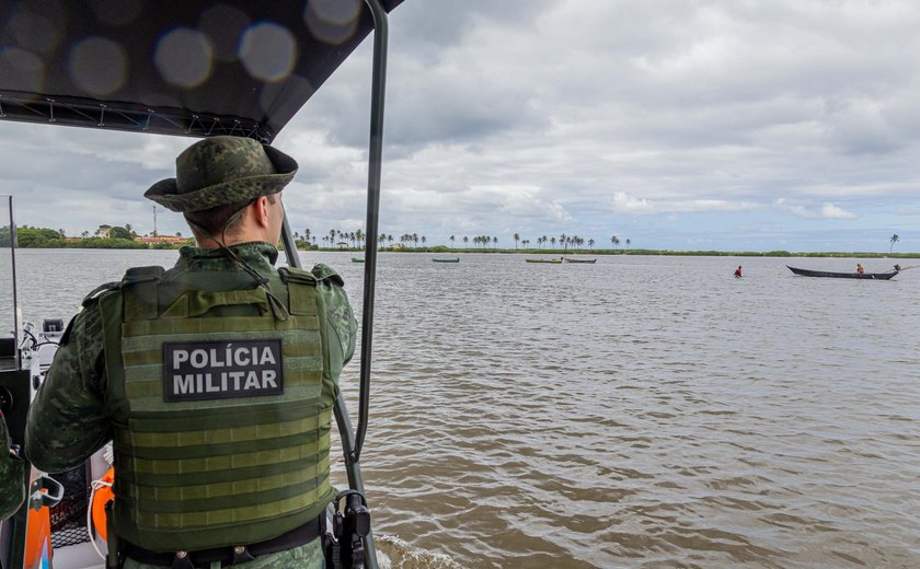 Polícia Militar flagra pesca predatória na Lagoa Manguaba