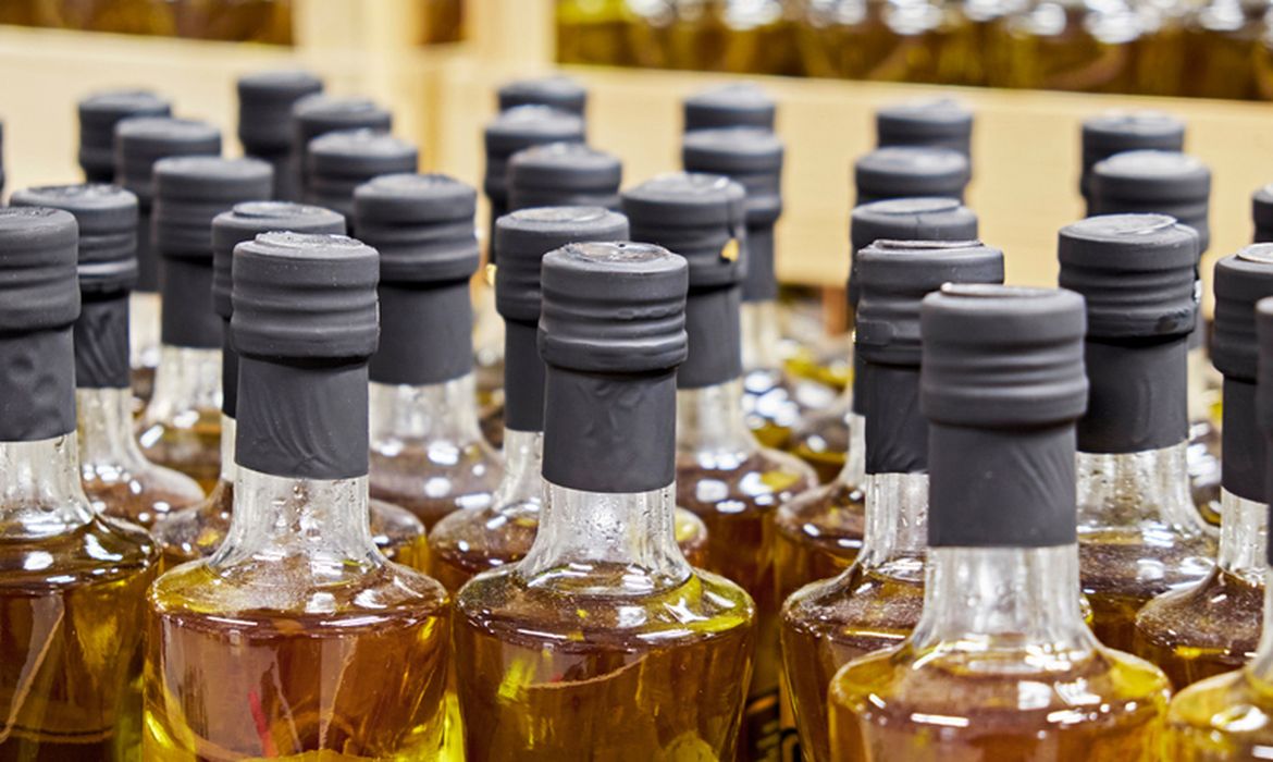 Ministério emite alerta para azeites fraudados; saiba quais  são as marcas adulteradas