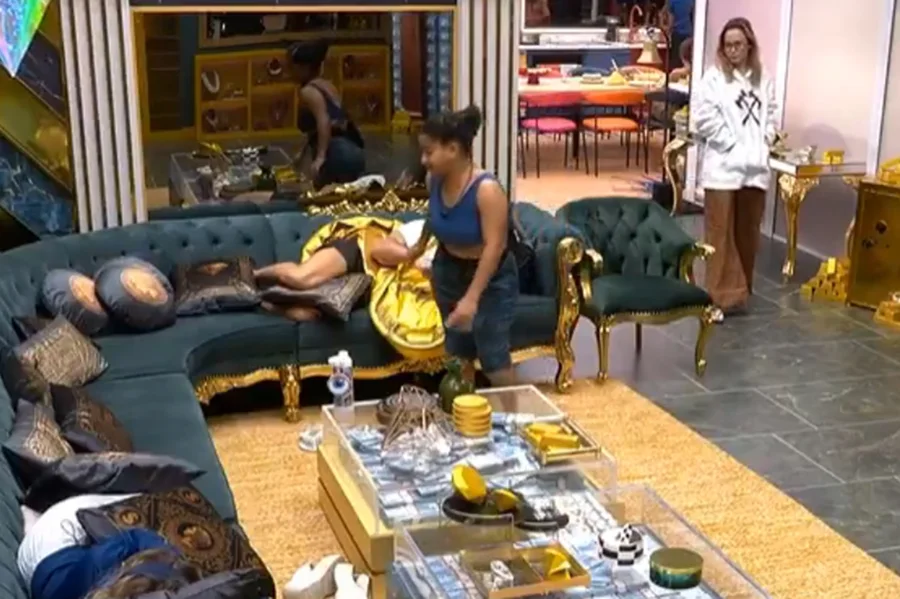 VÍDEO: Milena solta peido no rosto de Jonas e divide opiniões na web