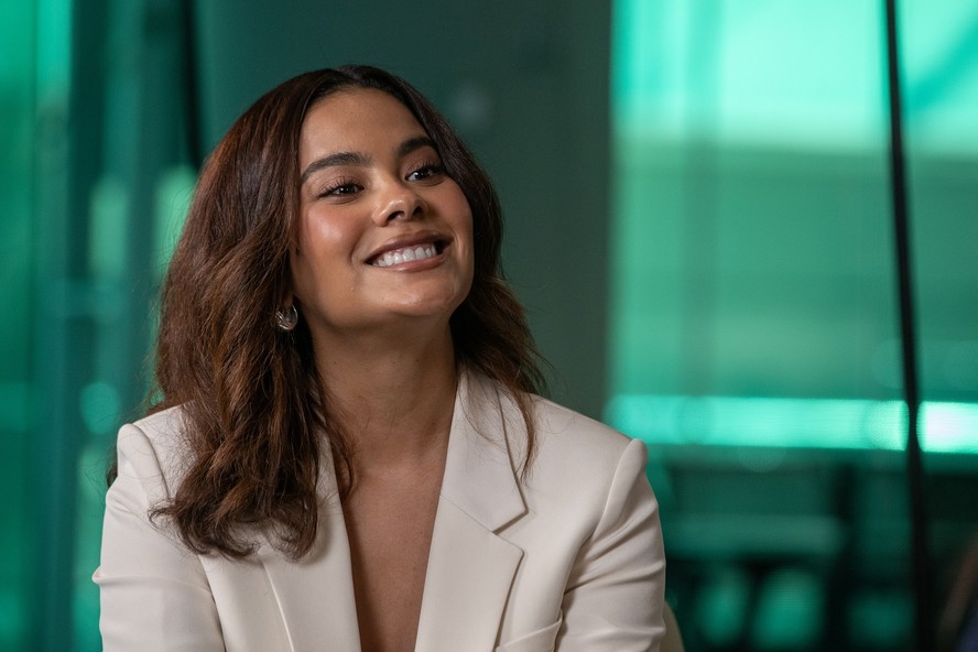 Em entrevista Bella Campos fala sobre perspectiva de sucesso como atriz