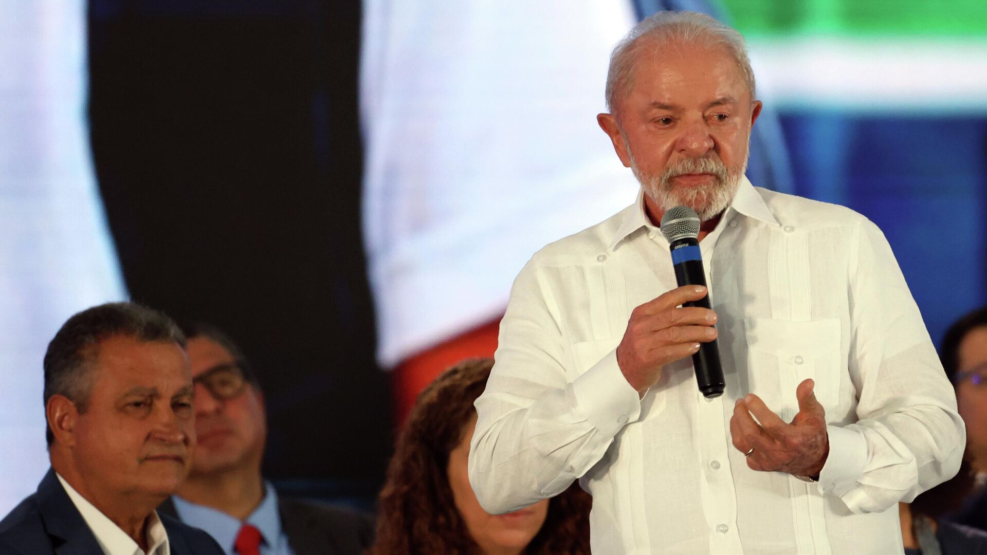Lula volta a condenar guerra no Oriente Médio e alerta para impacto no preço dos combustíveis