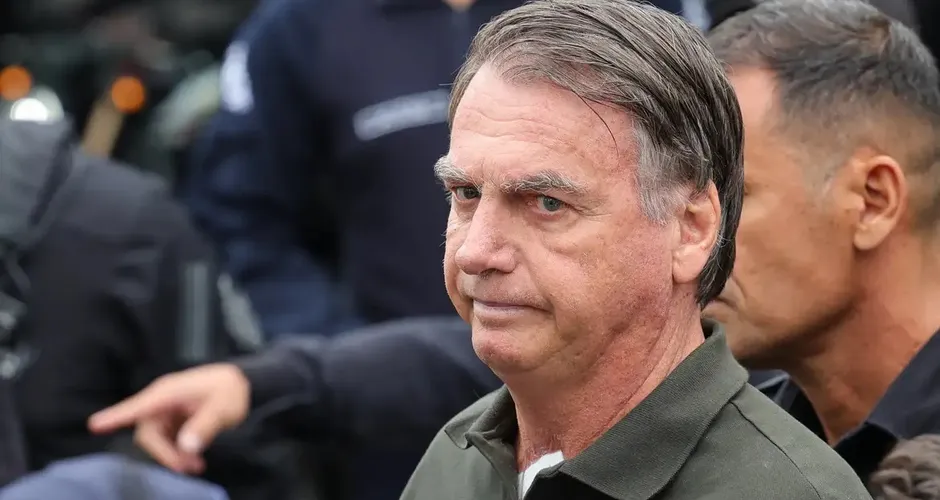 Moraes manda PF vigiar quarto de Bolsonaro dia e noite durante internação em hospital de Brasília