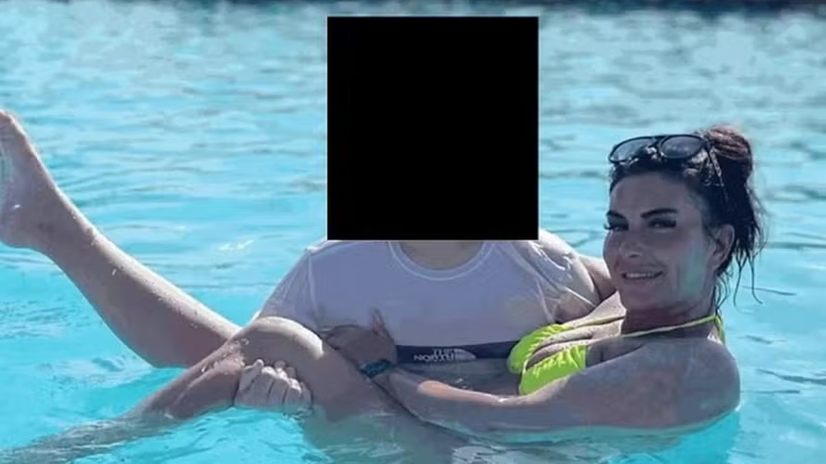 Britânica recebeu R$ 165 mil em benefícios por crises de ansiedade e foi flagrada surfando