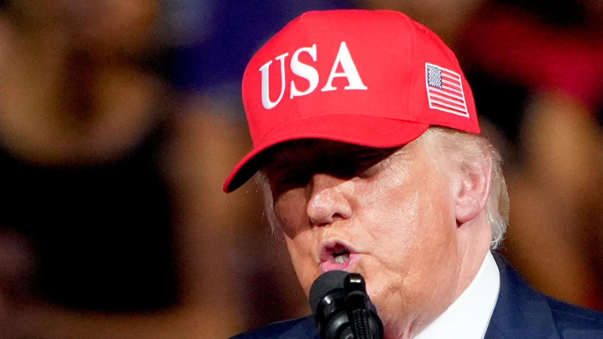 Trump volta a considerar proibição de exportação de diesel dos EUA