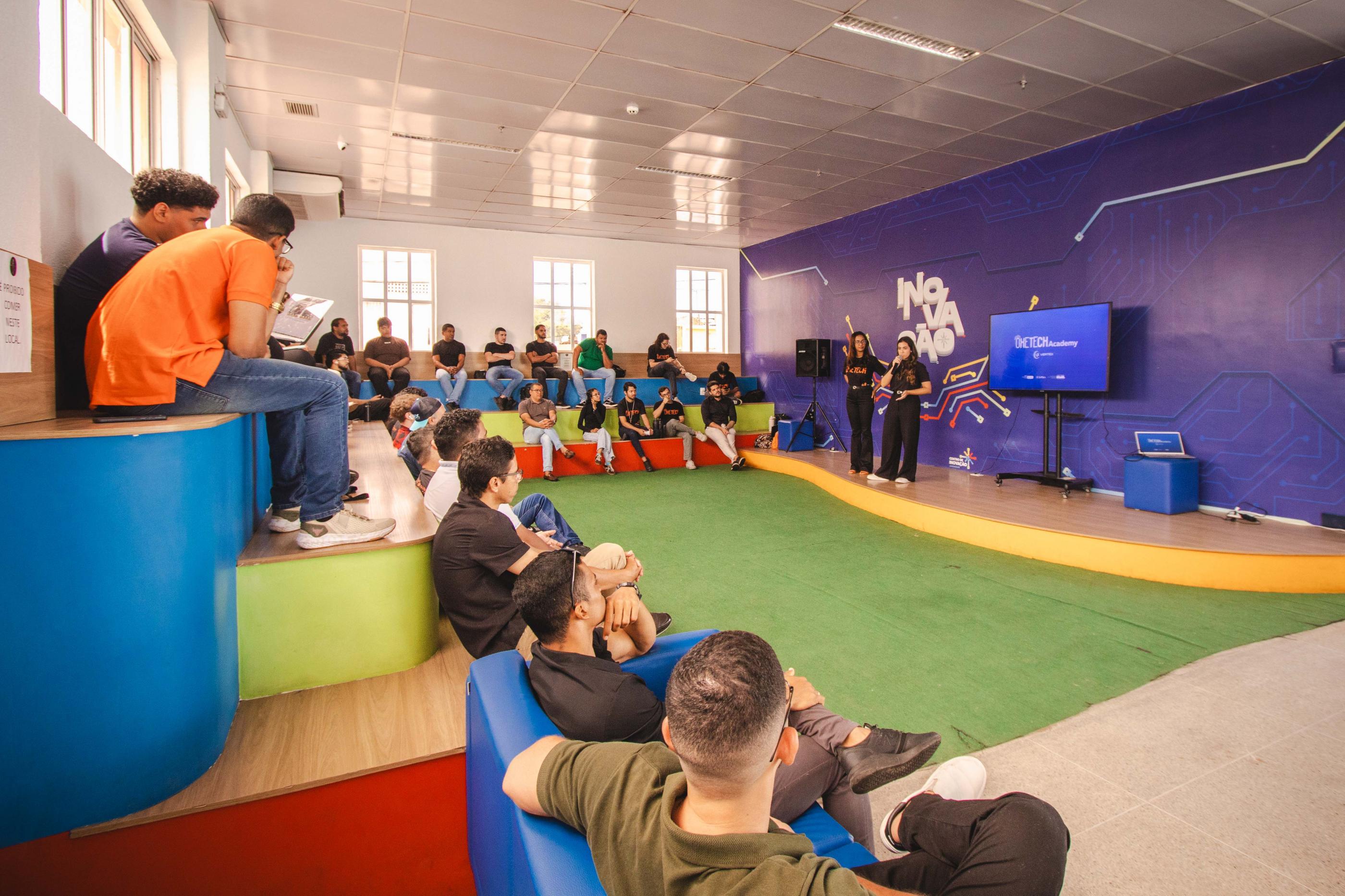 Secti abre 200 bolsas de trabalho em tecnologia pelo OxeTech Work Academy