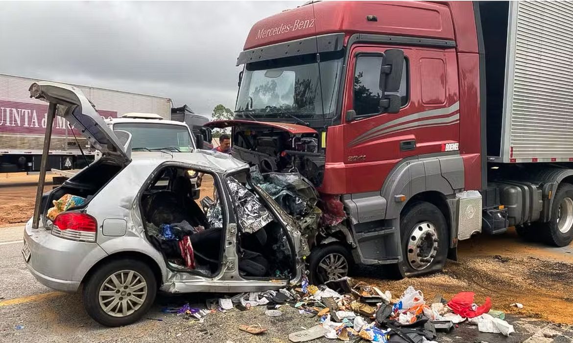 Identificadas 6 pessoas da família do Sertão de AL morta em acidente em MG