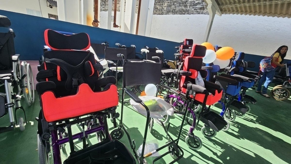 Programa da Saúde em Maceió oferece 1.380 cadeiras de rodas gratuitas; saiba como solicitar