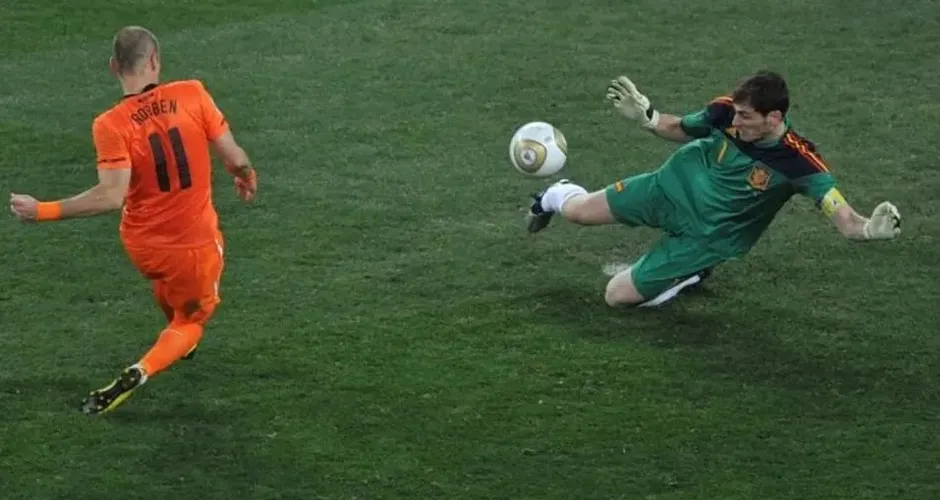 Camisa usada por Casillas na final da Copa de 2010 desaparece de museu espanhol