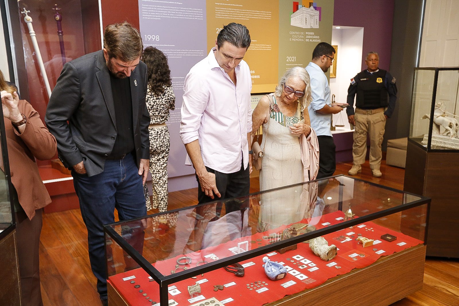 TJAL abre Semana da Memória com exposição sobre a história de moedas e cédulas