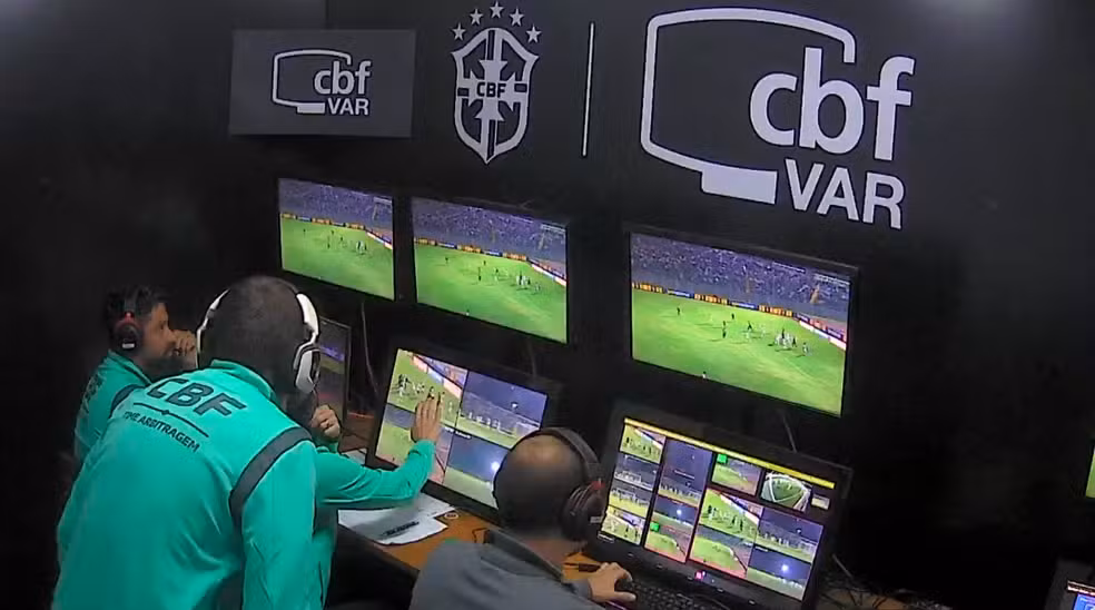 CBF confirma arbitragem e uso do VAR nos jogos de CSA e ASA