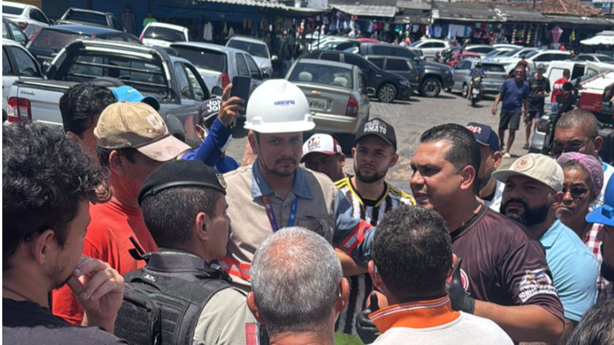 Comerciantes protestam e evitam corte de energia no Mercado da Produção