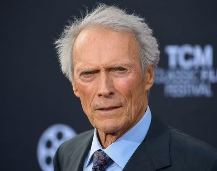 Clint Eastwood encerra carreira após mais de 70 anos dedicados ao cinema
