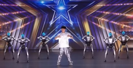 Robôs chineses impressionam público no palco do America’s Got Talent