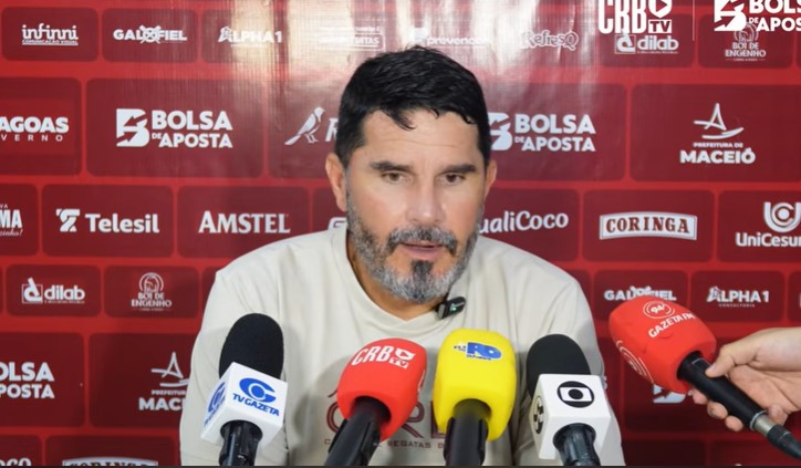 Barroca lamenta empate do CRB e garante que desgaste físico não pesou