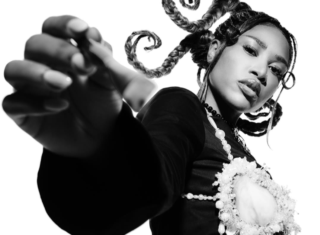 Ebony traz turnê “KM2 (De Luxo)” a Maceió em setembro