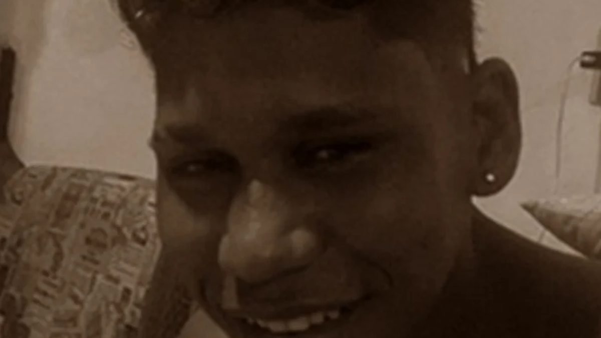 Jovem de 18 anos é morto a tiros após ajudar em mudança em Jequiá da Praia