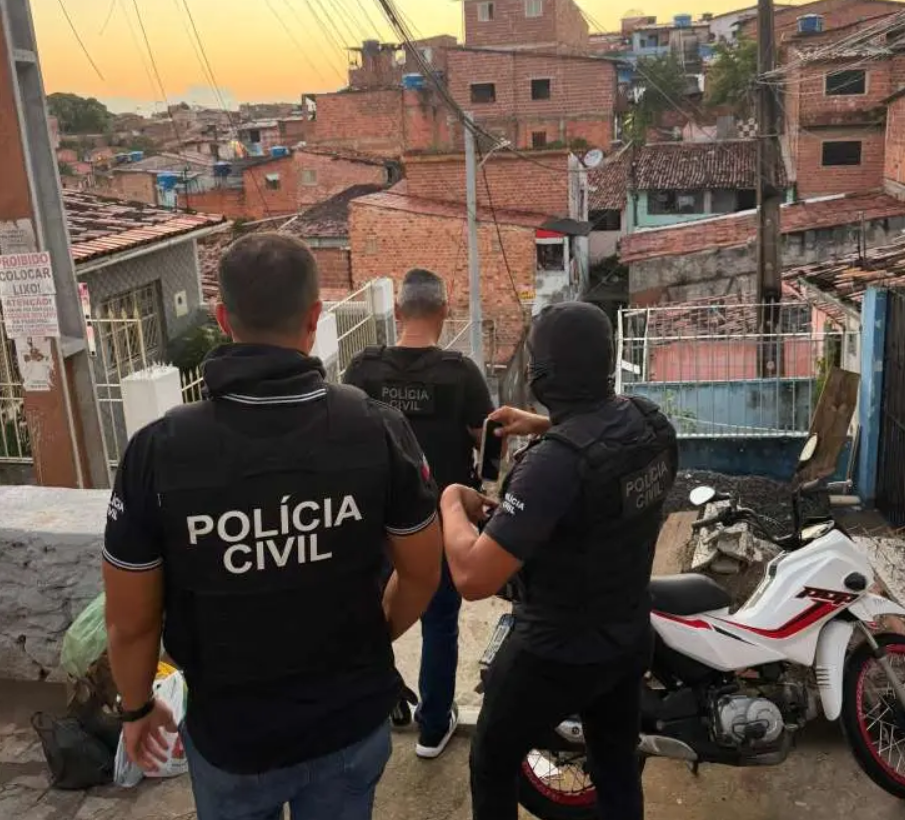 Operação Cerco Fechado prende cinco pessoas e cumpre 11 mandados em Maceió
