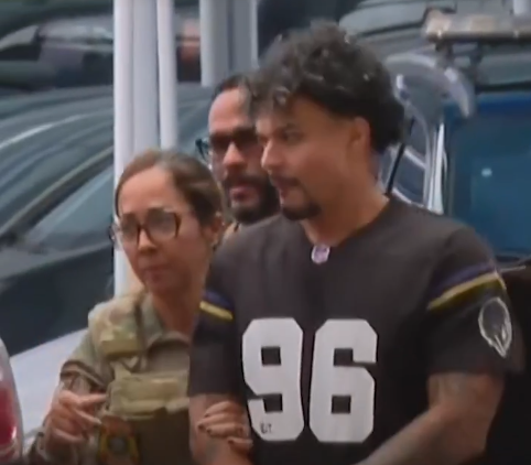 PF prende mãe e irmão de Oruam em operação contra internet do tráfico