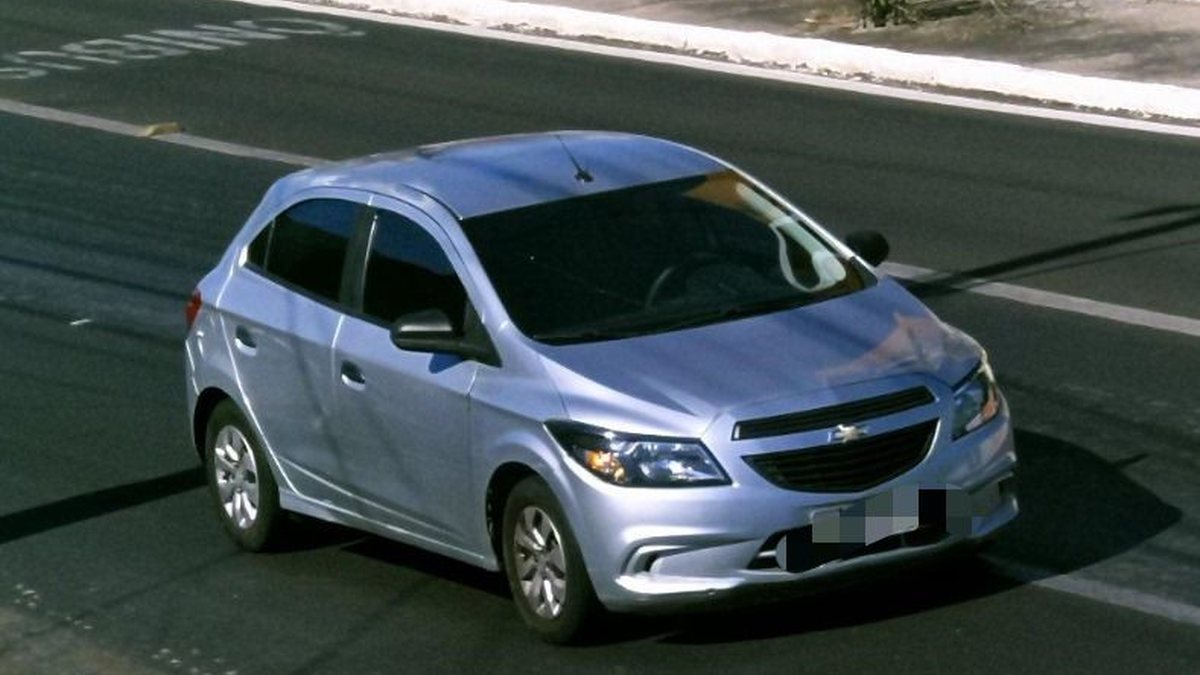 Carro alugado em Maceió há 4 anos é apreendido no Piauí; homem é detido por receptação