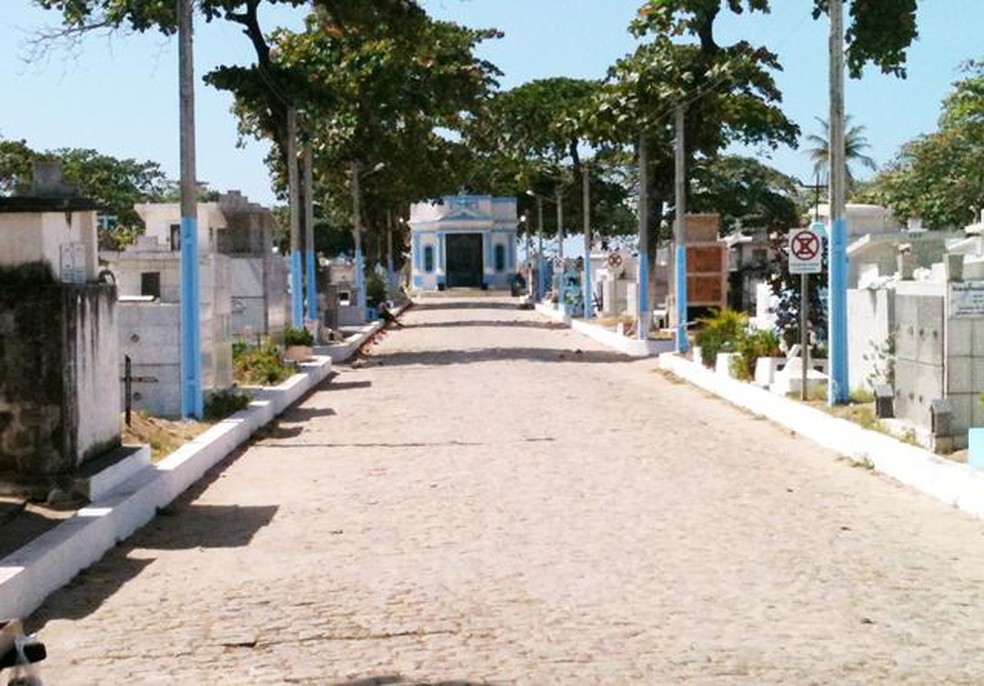 Perícia Oficial pede ao menos 100 vagas em cemitérios para sepultar corpos acumulados